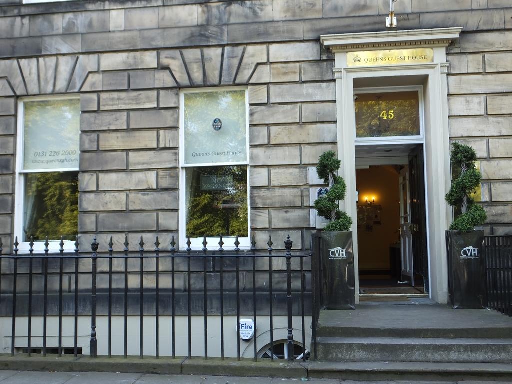 Gasthof Queens Edinburgh